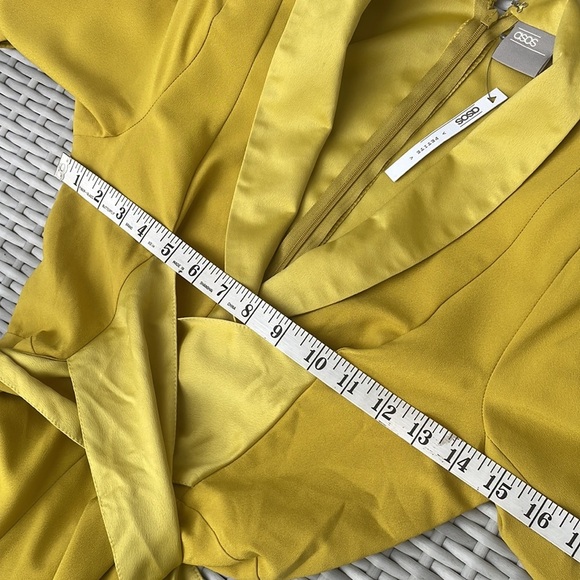 NWT- ASOS DESIGN Plunge Tux Romper Size O - Picture 12 of 13